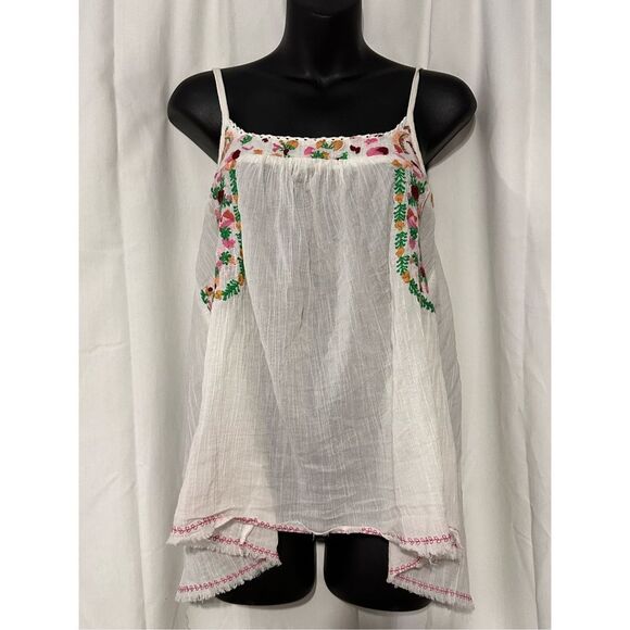 Free People Tops - Free People Women's Size Small Embroidered sleeveless Top Cream Good Condition